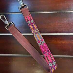 BEAUTIFUL CONSUELA WRISTLET STRAP